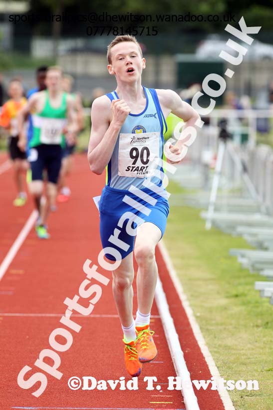 Boys under-15s 800 metres, Northern Under-13s, U-15s and 17s Championships. Photo: David T. Hewitson/Sports for All Pics